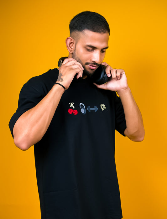 STELLAVITA CLOTHING Black Gym Embroidery Design DropShoulder OverSized Unisex T shirt Premium Teas For Men And Women